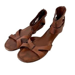 Cole Haan Women’s Brown Flat Open Toe Sandals with Ankle Straps, Size 7.5